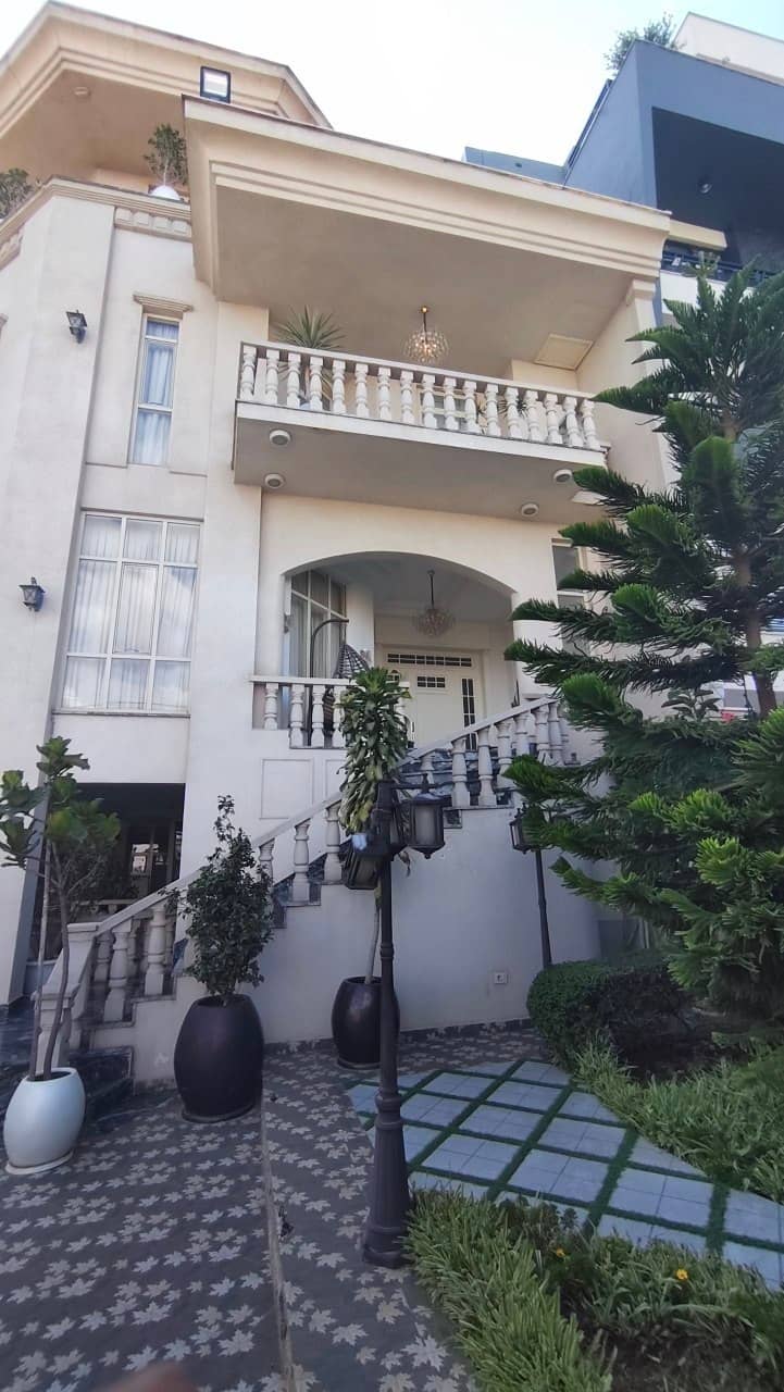 Modern Seven Bedroom Furnished House in Summit