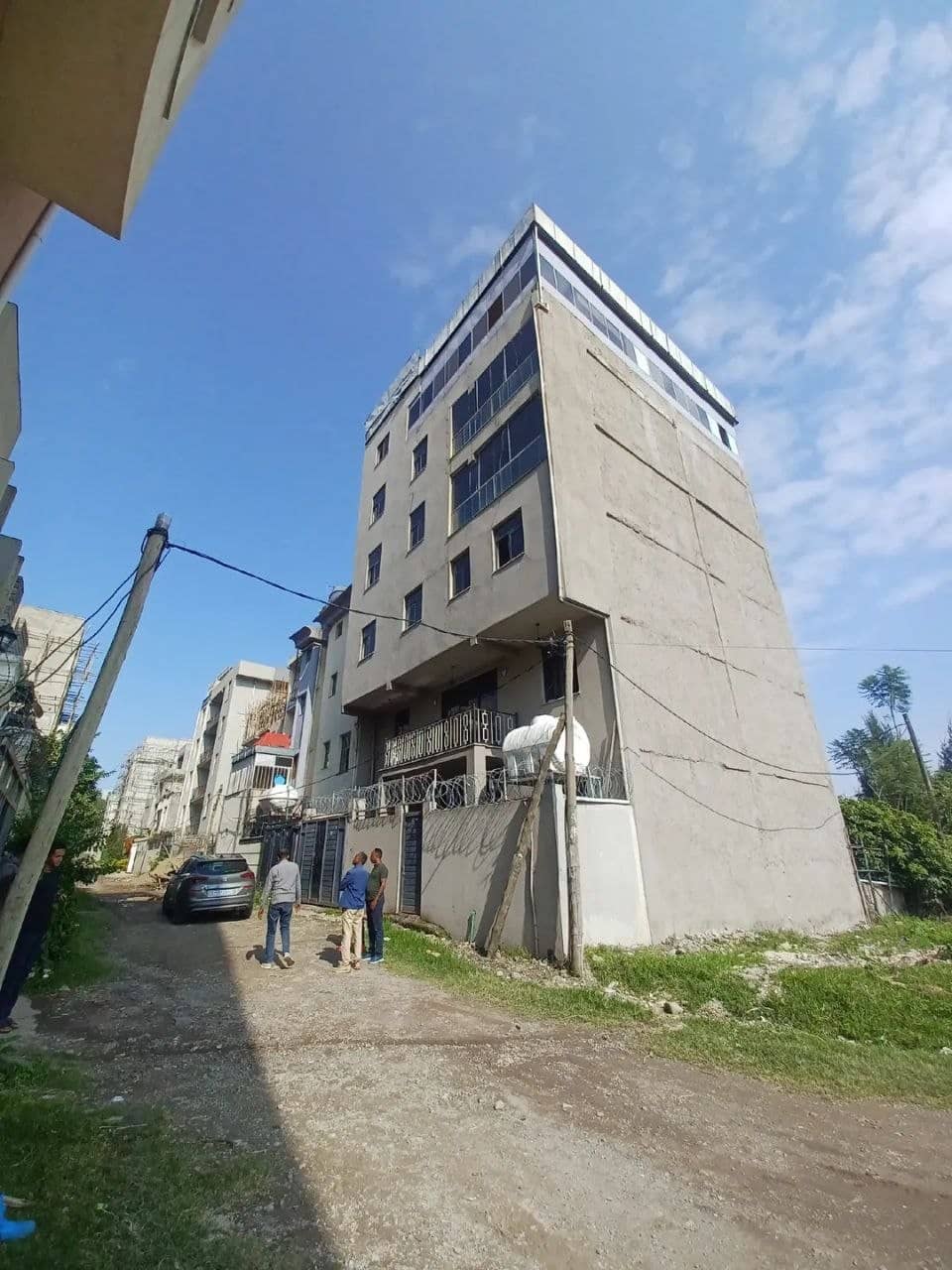 Modern G+5 House in Alembank