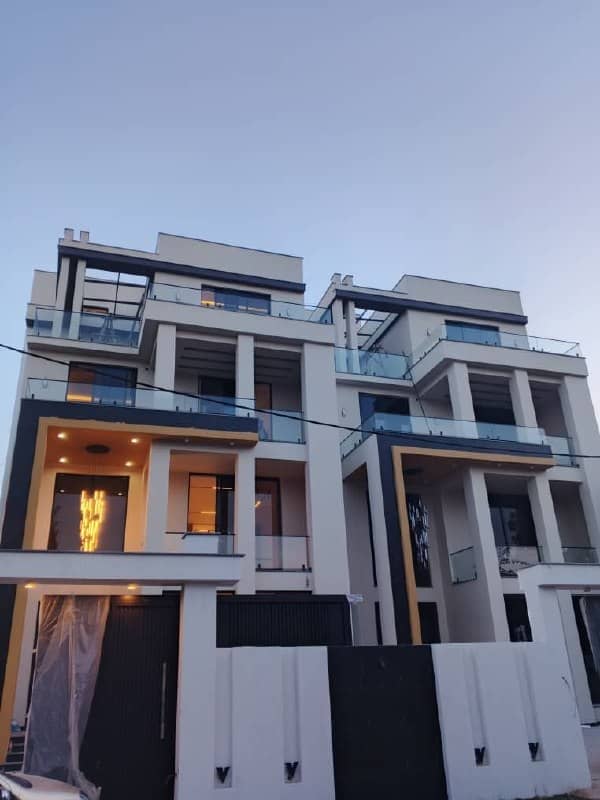 እጅግ ቅንጡ G+3 ቤት በአያት - ቤት 1
