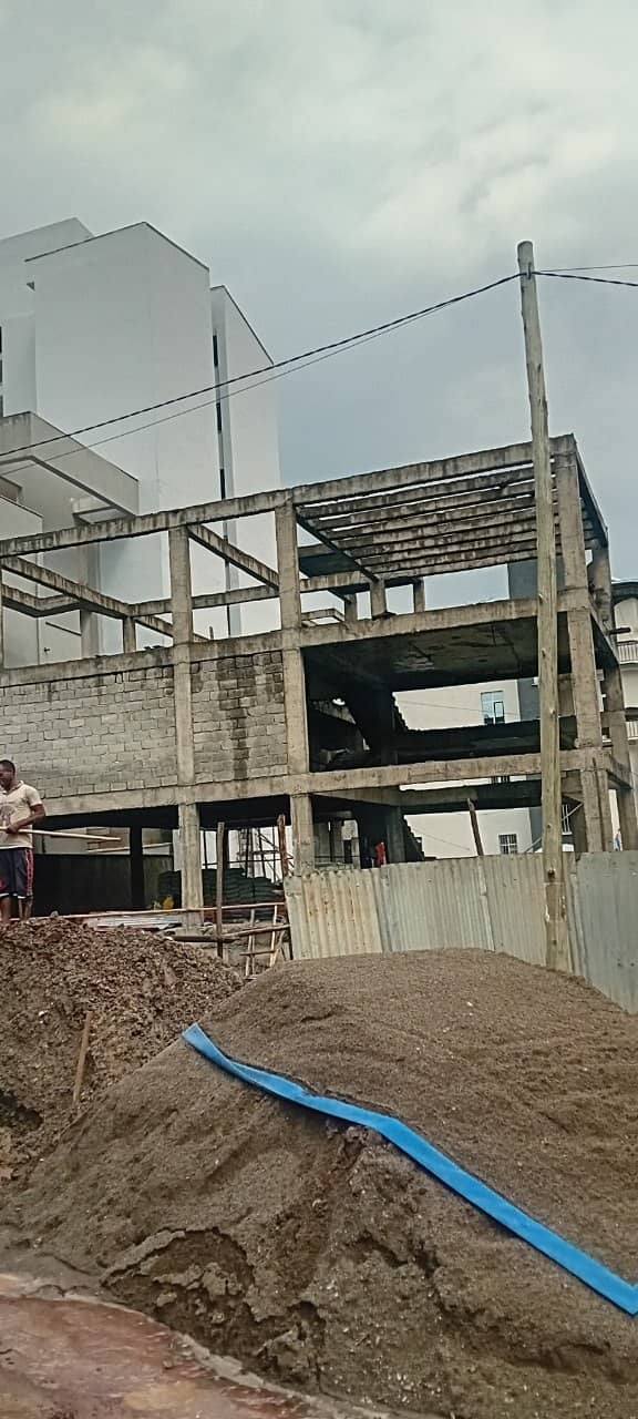 G+2 ቤት ለሽያጭ - አያት 5 አካባቢ