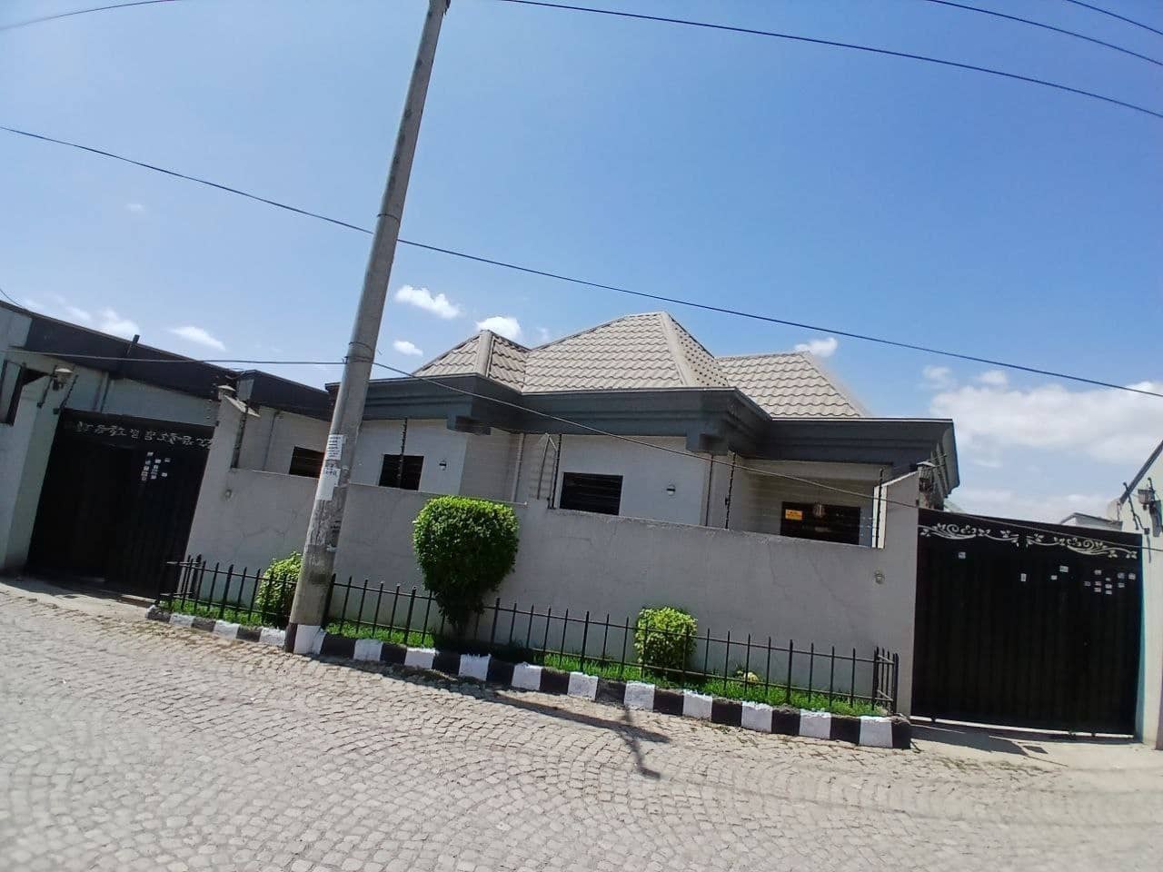 Modern Three Bedroom Villa in Gurdshola