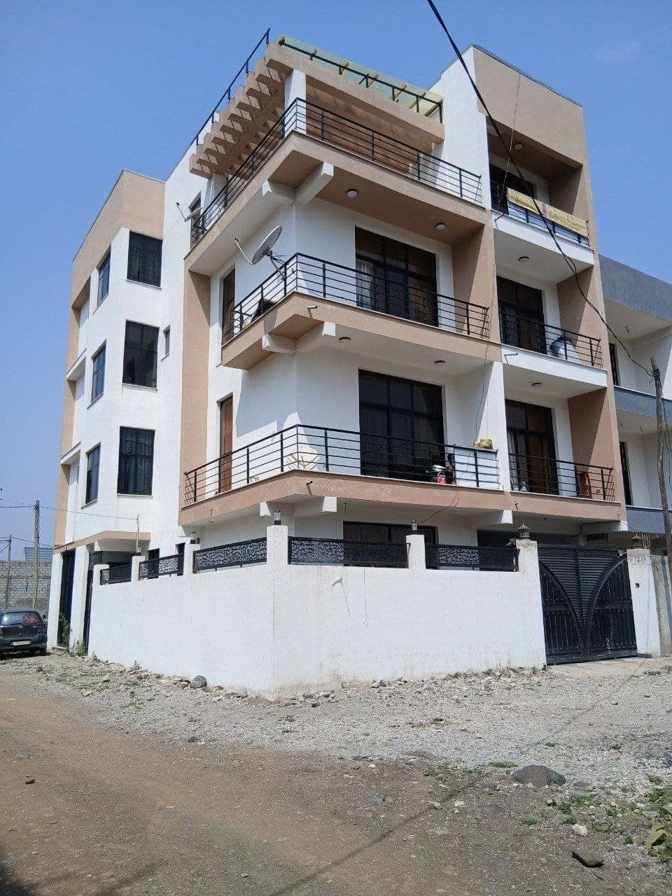 አያት የሚሸጥ መኖሪያ ቤት G+3 with Terrace