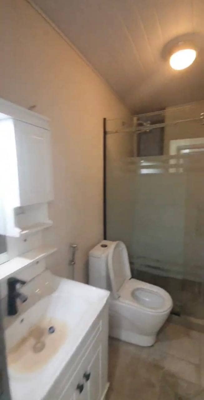 Modern Four Bedroom Apartment in Ayat