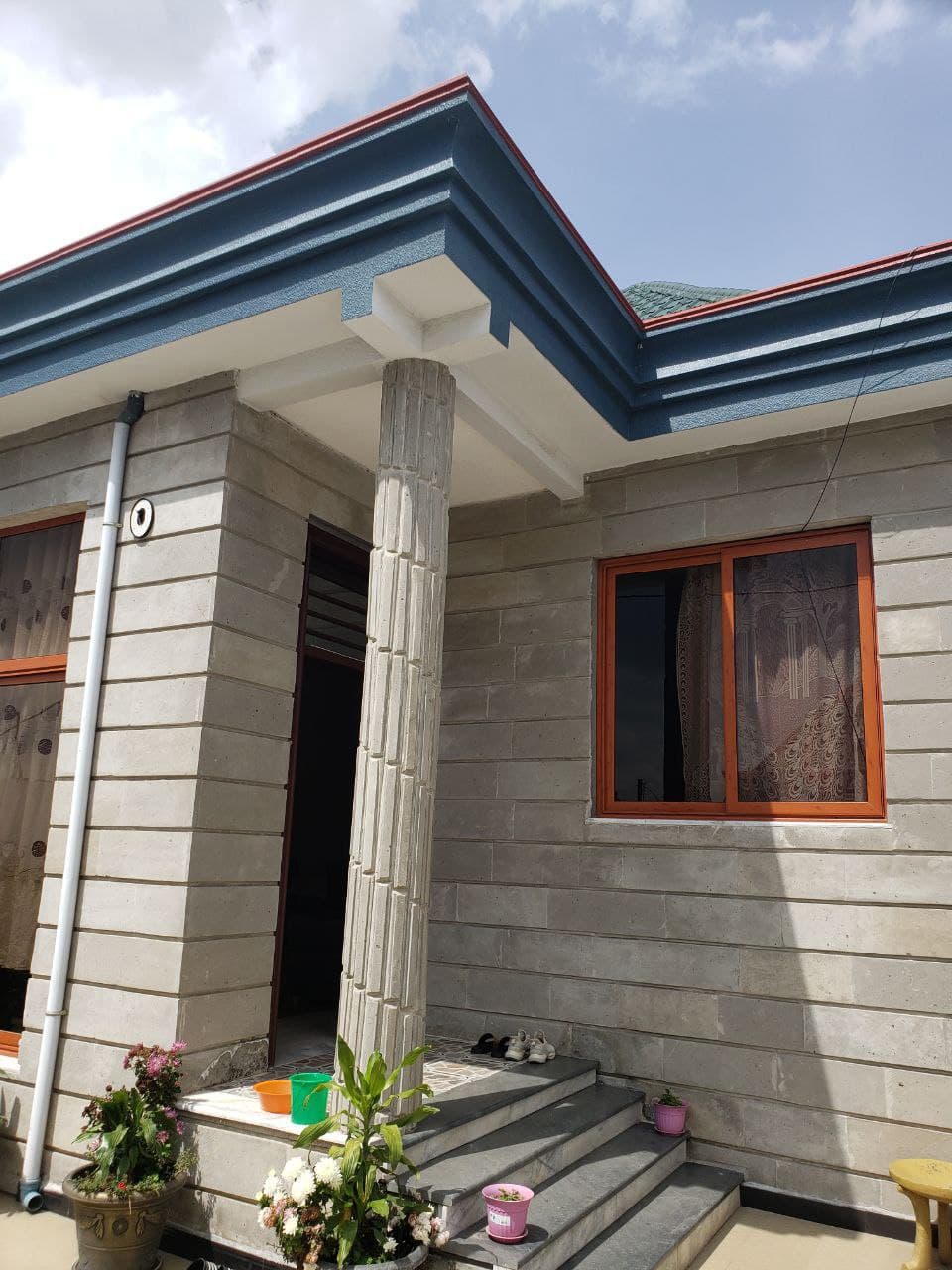 የሚሸጥ 250 ካሬ ቪላ በቅናሽ ዋጋ - ሰሚት — 1
