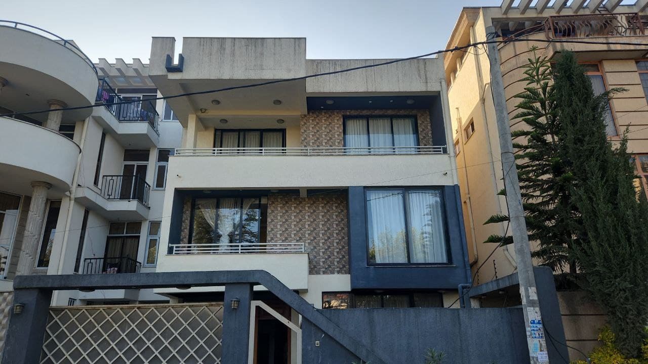 175 sqm Property for Sale around Goro Yerer — 1