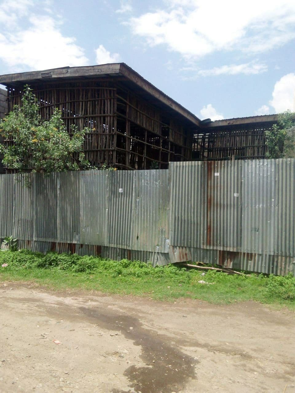 ለሽያጭ የቀረበ ቤት - ሀዋሳ ዳቶ ጎርጊስ መንገድ — 1