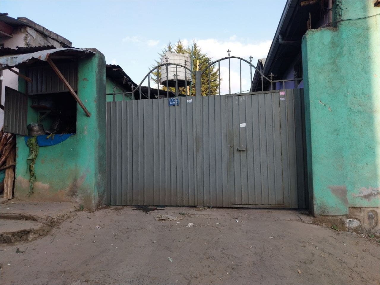 የሚሸጥ ቦታ 324 ካሬ - አዲስ አበባ ዊንጌት — 1