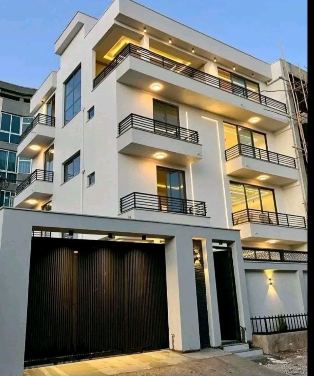 አስቸኳይ ሽያጭ - G+3 ቤት ሰሚት ፍየል ቤት — 1