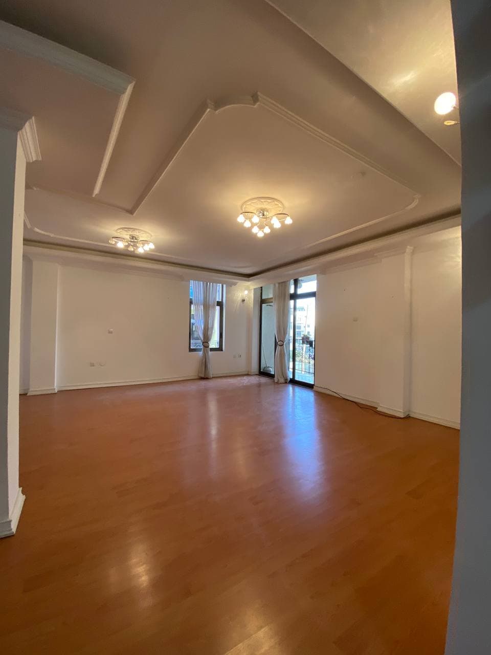 3 Bedroom Apartment for Rent – Summit Area — 1