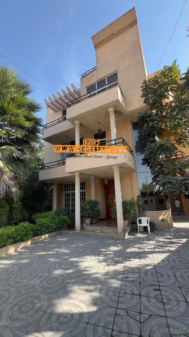 Luxury G+2 House for Rent in Addis Ababa Meskel Flower — 1