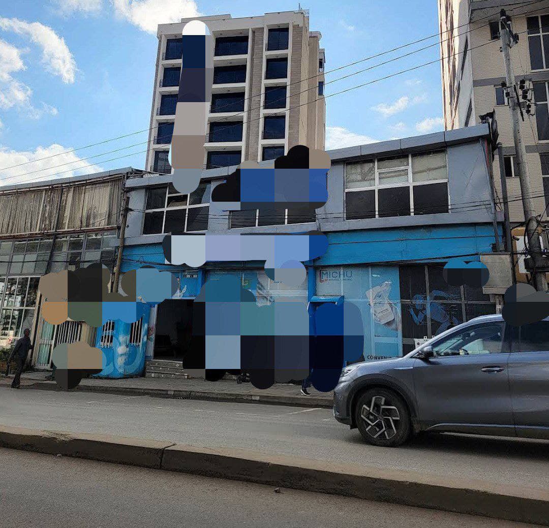 G+2 ህንጻ ለሽያጭ - ቦሌ አስፓልት ዳር — 1