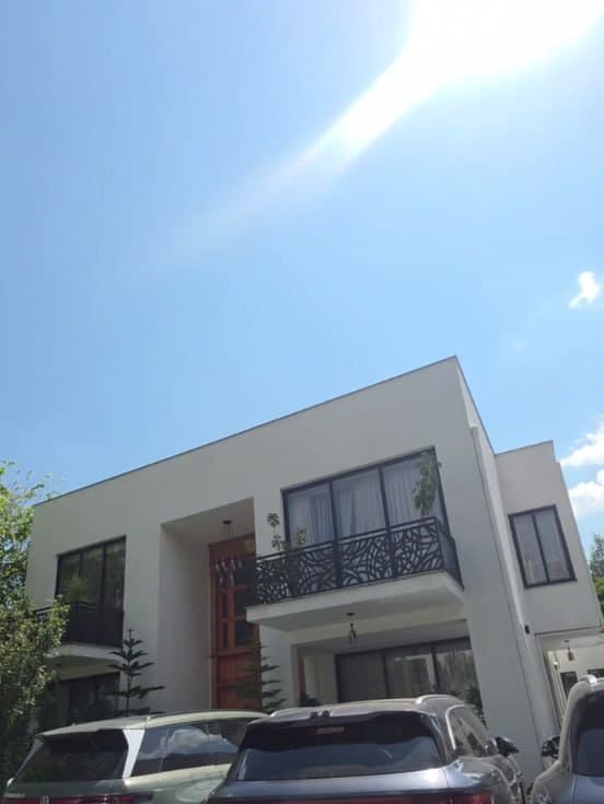 Modern G+1 House in Bole Japan — 1