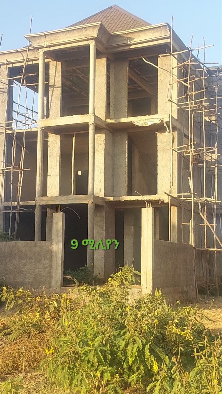 150 ካሬ G+2 መኖሪያ ቤት በባህርዳር — 1