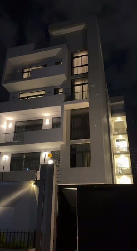 Modern Three Bedroom Furnished Apartment in Hayahulet — 1