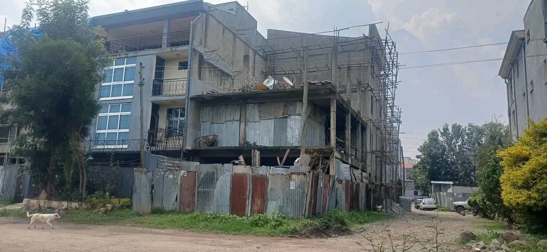 የሚሸጥ ጅምር ቤት ሠሚት - ፍየል ቤት አካባቢ (G+3) — 1
