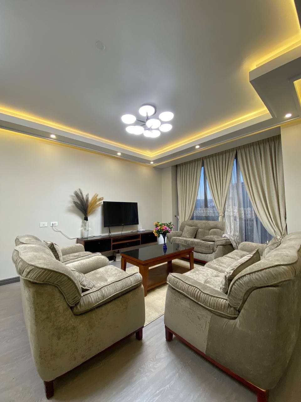 Fully Furnished Guesthouse For Rent - Bole Rwanda — 1