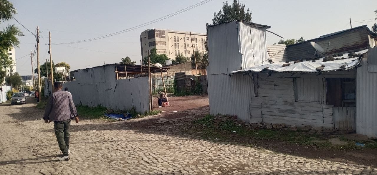 Land for Sale in Kirkos — 1