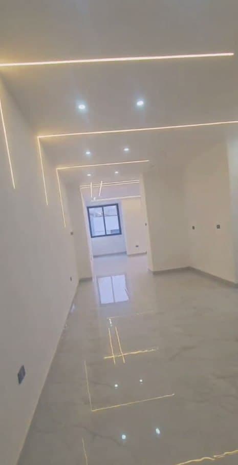 Modern Three Bedroom Apartment in Gurdshola — 1