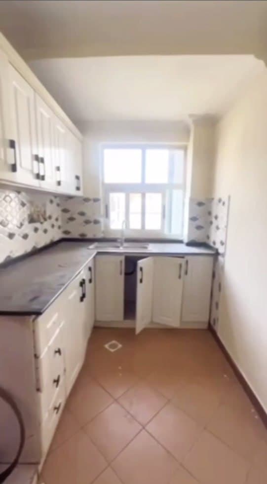 Modern One Bedroom Apartment in Ayat — 1