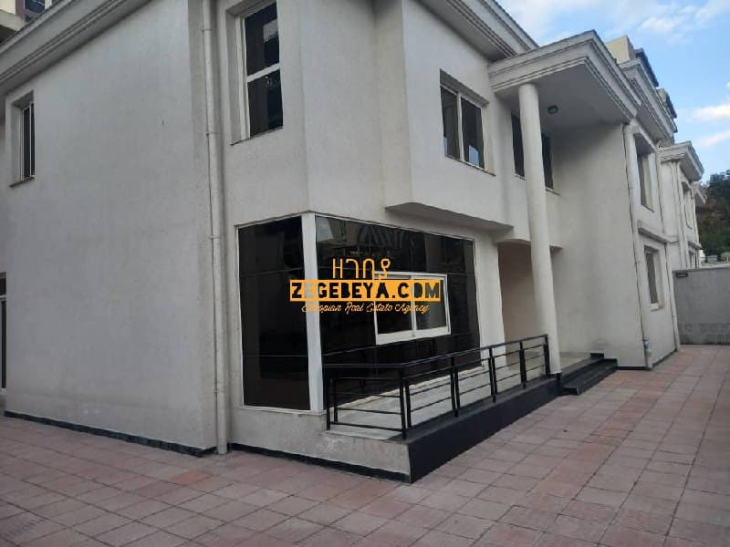 4 Bedroom Luxury House For Rent In Addis Ababa, Old Airport — 1