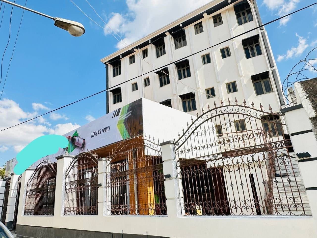 G+4 Building for Rent at Winget - 28 Bedrooms — 1