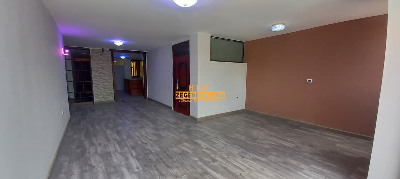 3 Bedroom Apartment For Rent Near Greek School : ZG-10117 — 1