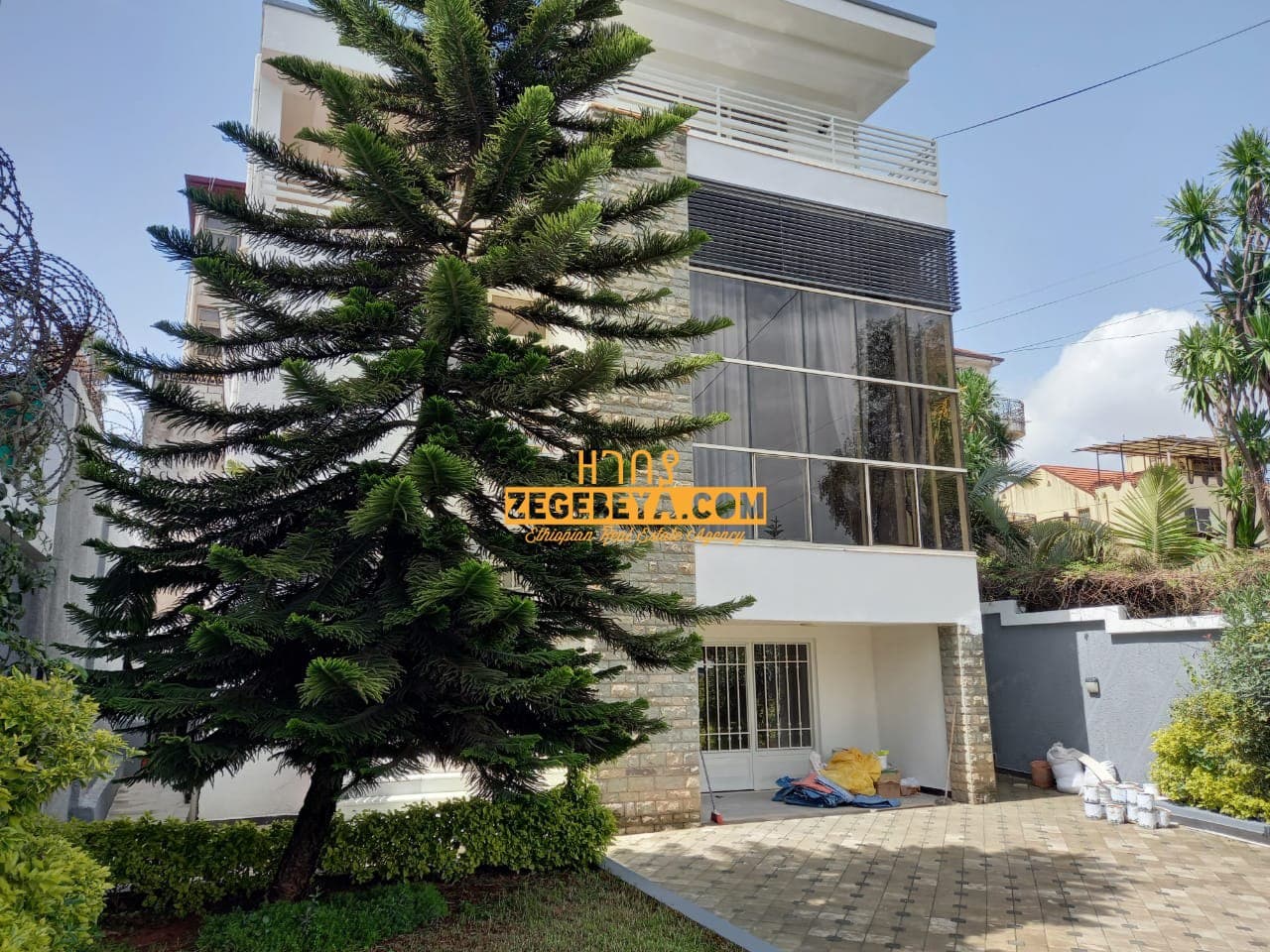4 Bedroom Luxury House For Rent At Old Airport — 1