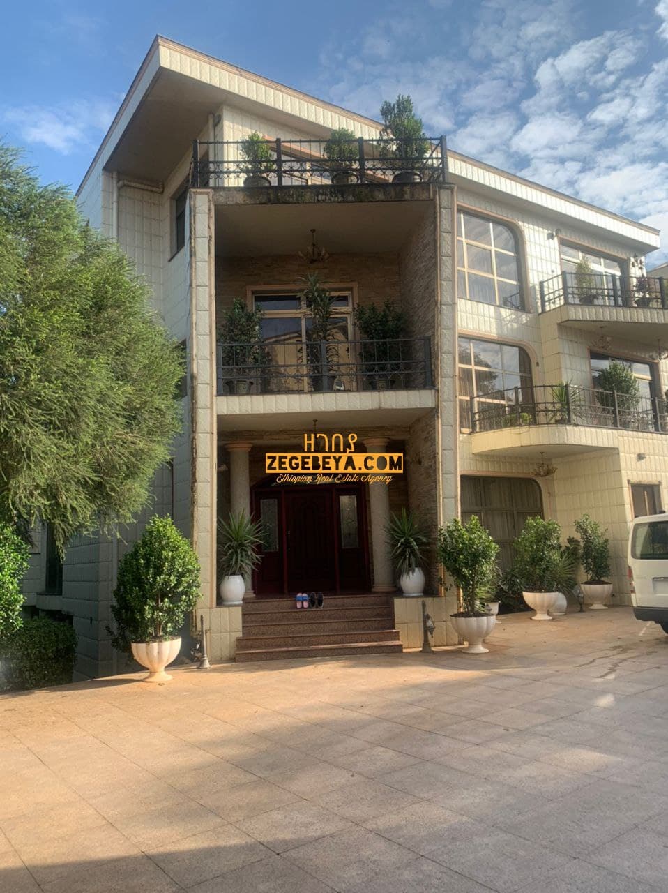 6 Bedroom Luxury House For Rent In Addis Ababa, Old Airport — 1
