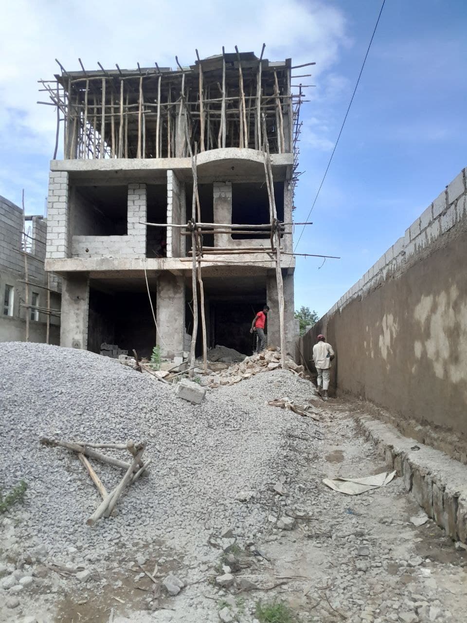 G+2 House For Sale in Adama — 327.93 sqm, Mixed Use, 70-Year Lease — 1