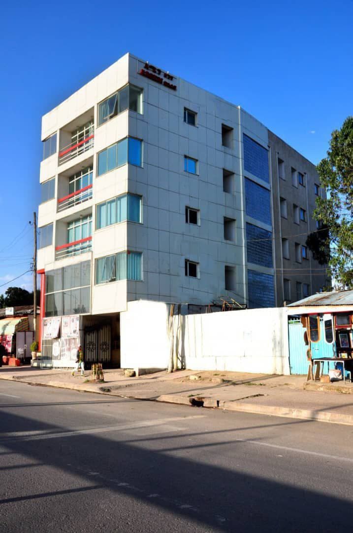 G+4 Building for Sale Around Urael (Buildable to G+10) — 1