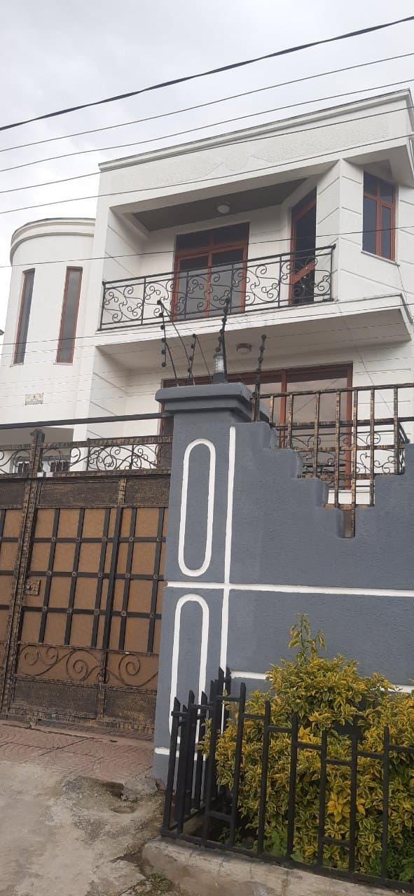 4 Bedroom House/Apartment for Rent in Bole — 1