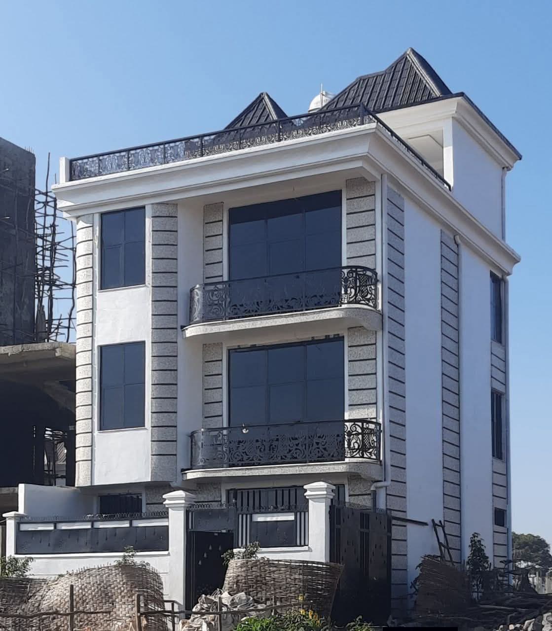 100 ካሜ G+2+Terrace ዘመናዊ መኖሪያ ቤት — 1