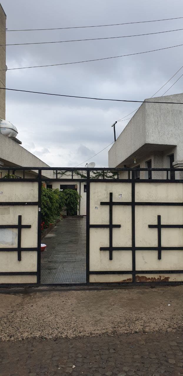 አስቸኳይ ሽያጭ - ገስት ሀውስ (Guest House) 22 ጫካ ቡና አካባቢ — 1