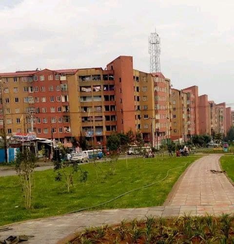 አስቸኳይ ሽያጭ 40/60 ቦሌ አያት 2 - ባለ3 ምኝታ 107ካሬ አፓርትመንት — 1