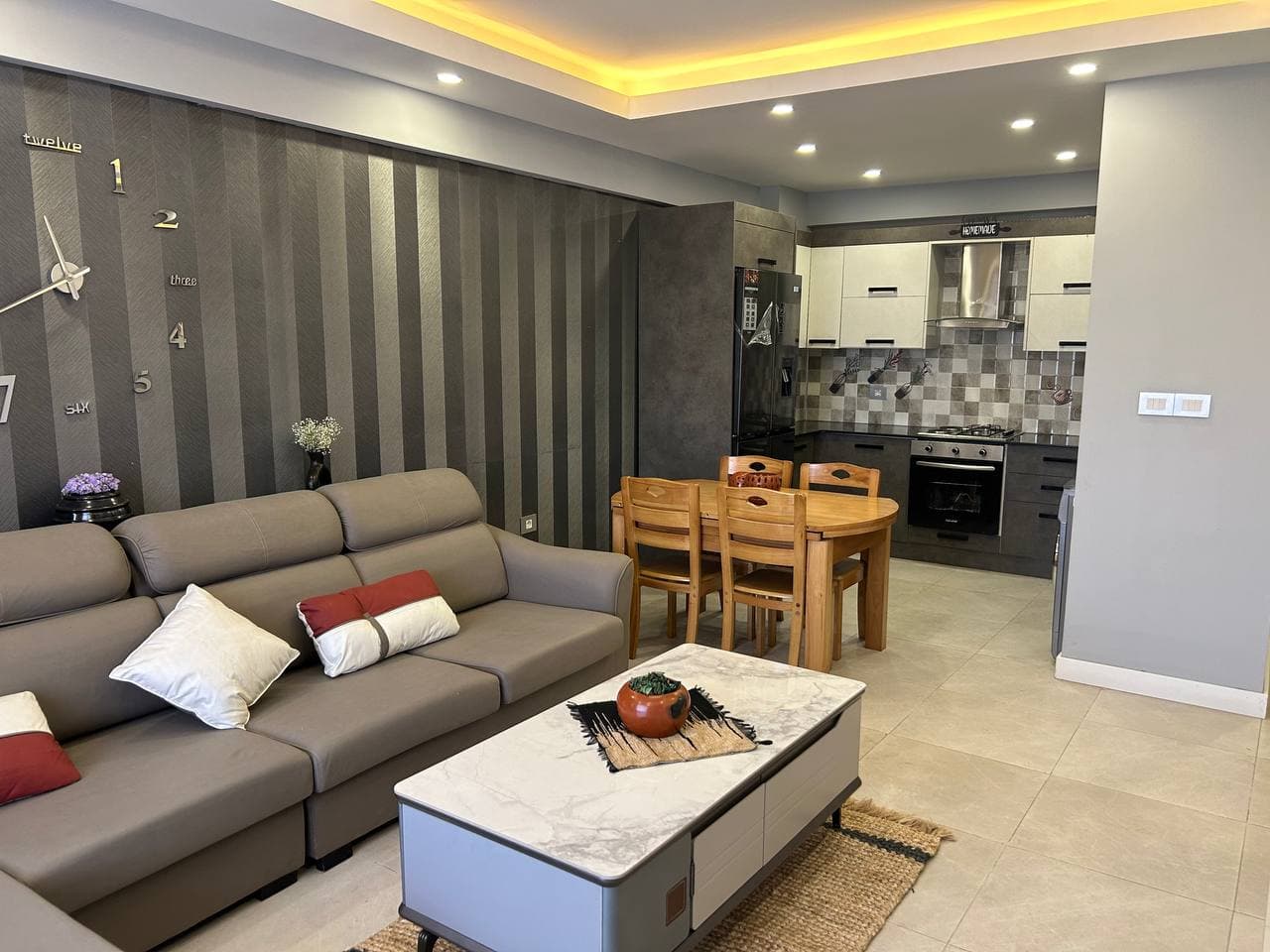 Fully Furnished Guesthouse for Rent - Bole Denbel — 1