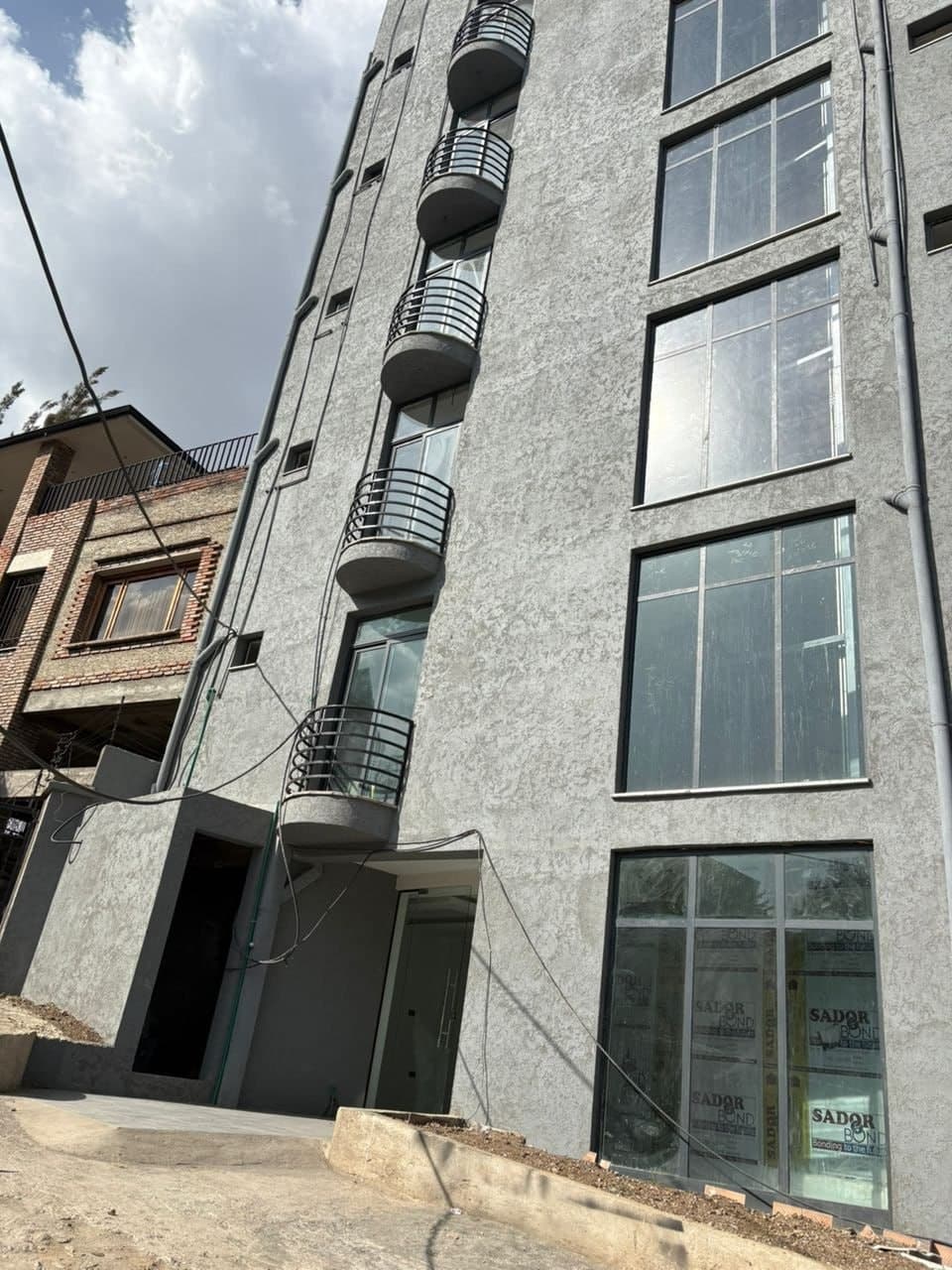 Modern G+6 Building for Rent in Kebena — 1