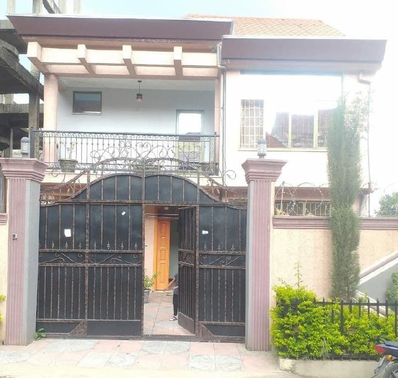 G+1 House For Sale in Batel Area — 1