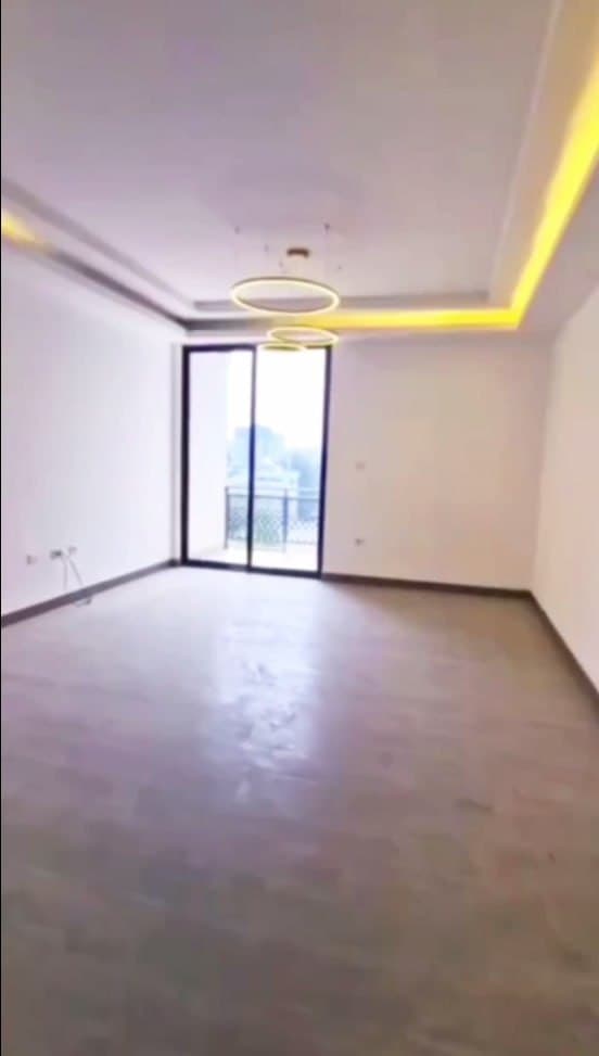 Modern Two Bedroom Apartment in Jackros — 1