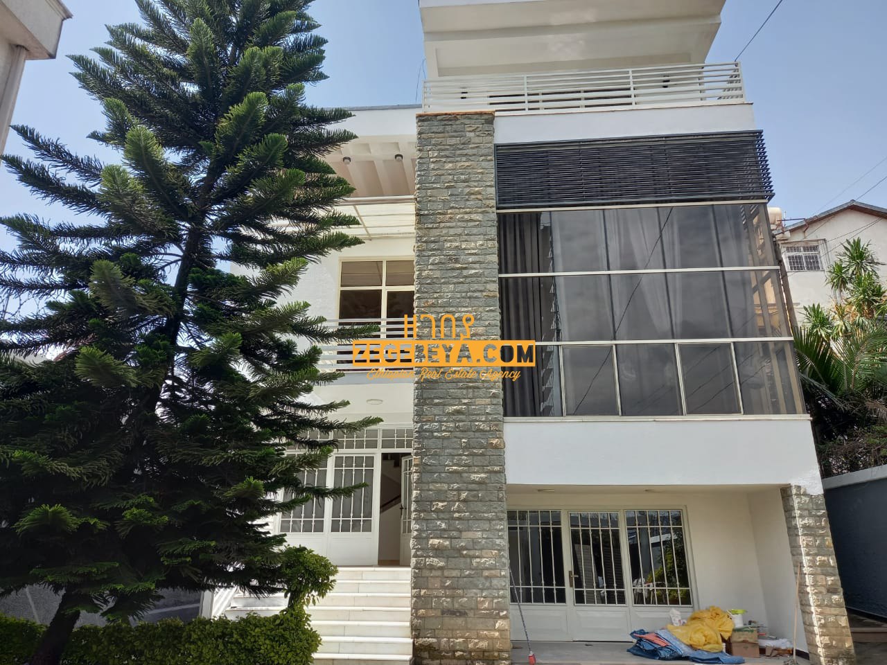 4 Bedroom Luxury House For Rent At Old Airport — 1