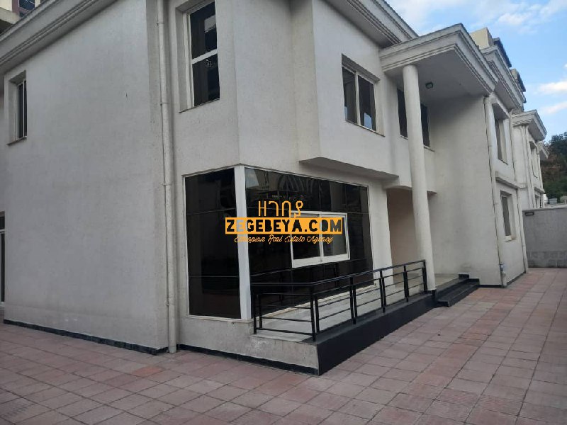 4 Bedroom Luxury House For Rent In Addis Ababa, Old Airport — 1