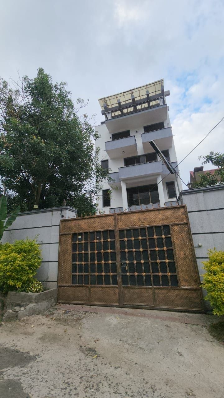 G+4 House for Rent in Bole — 1