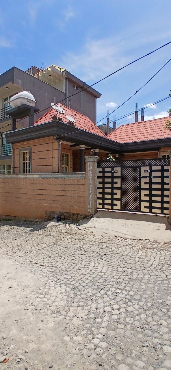 Modern Villa in Ayat